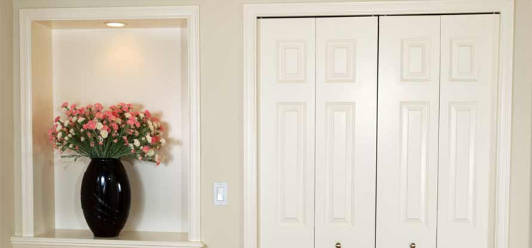 residential closet door repair in Arvin